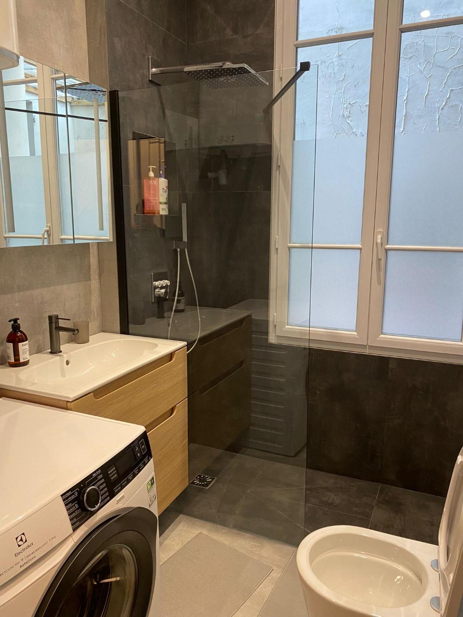 2 Bedroom With Spacious Terrace Minutes From Champs Elysees Appartement *
